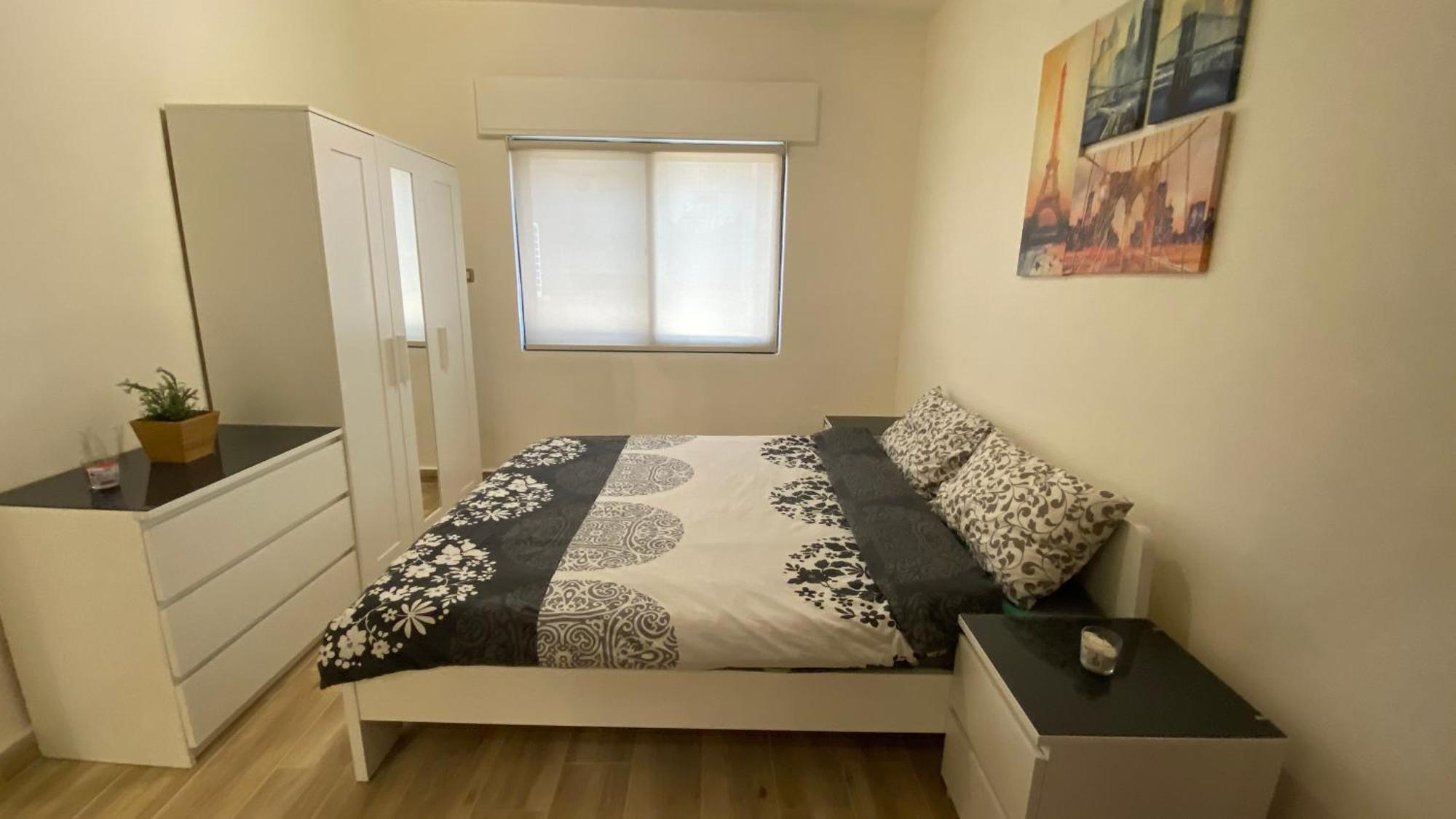 Dair Ghbar Apartment アンマン 部屋 写真